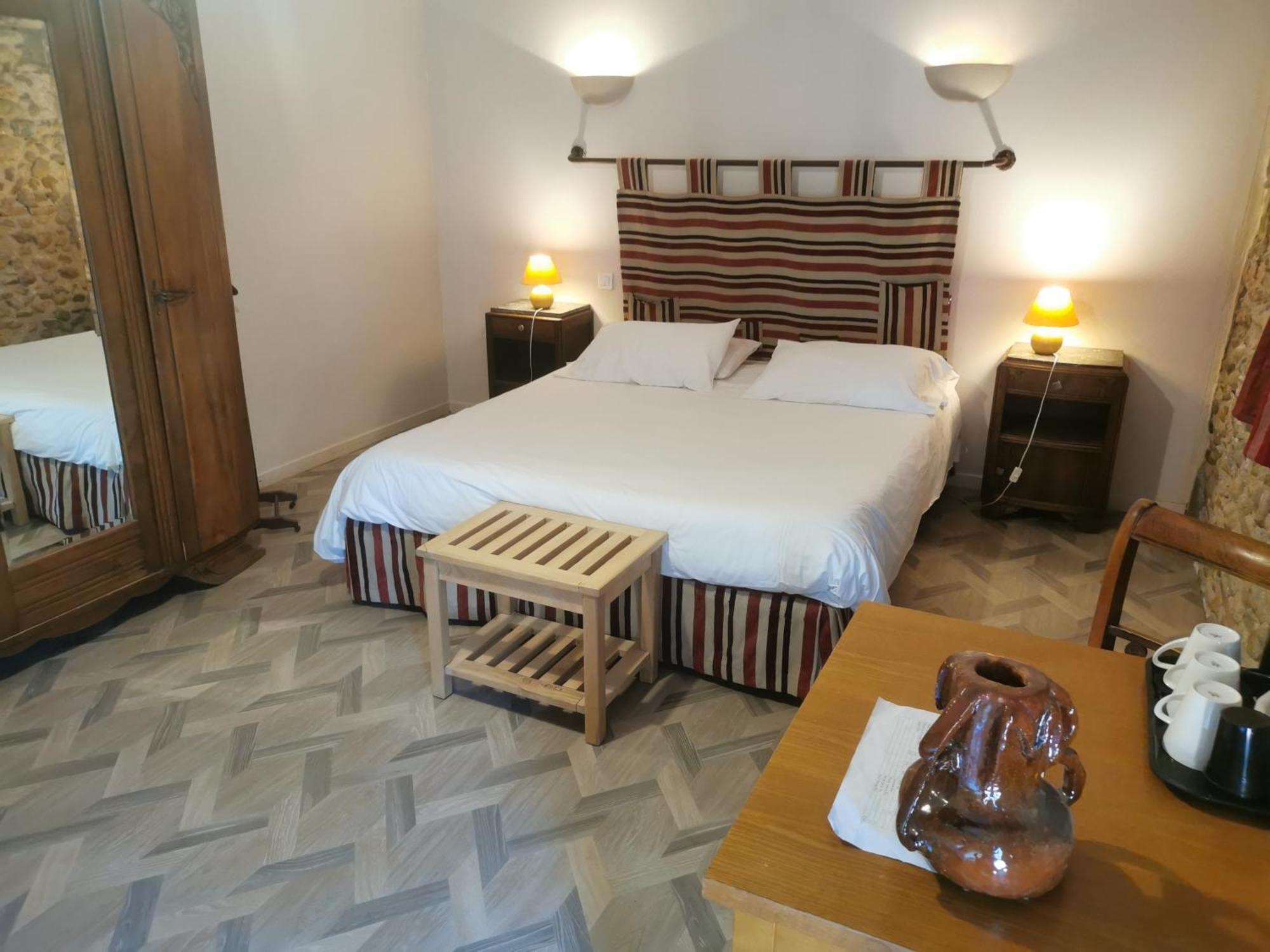 Domaine Du Mas Bazan Hotel Alenya Ruang foto